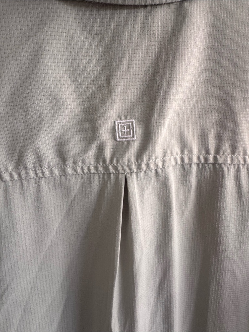 5.11 Tactical Women’s XL Ripstop Button Front Hiking Shirt Khaki - Picture 5 of 5